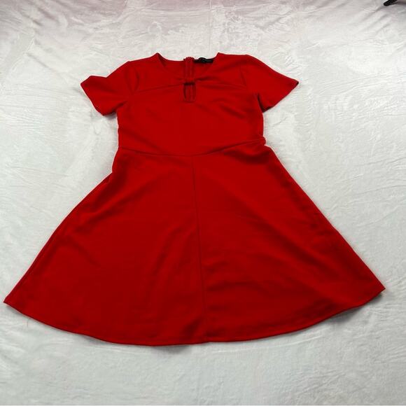 Sugar and Spliced keyhole bust a line little red dress, size xs - Picture 3 of 9